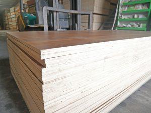 Ứng Dụng Của Plywood Phủ Laminate